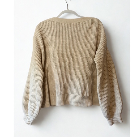Madewell Beige Ribbed Knit Button Shoulder Sweater Women’s Size L - Picture 2 of 4